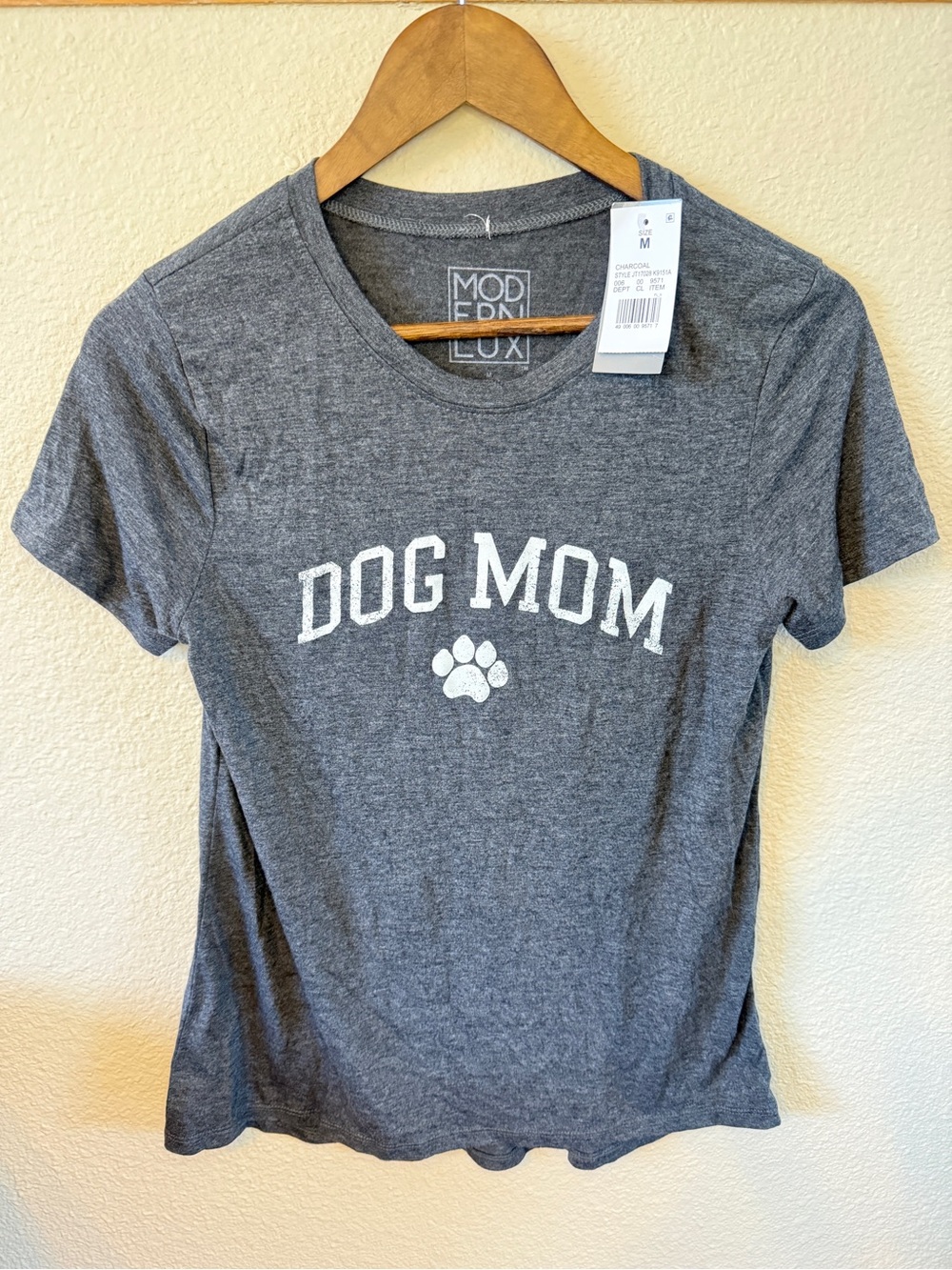 Dog Mom Short Sleeve T-Shirt in Gray - Modern Lux, Size M - Picture 7 of 7